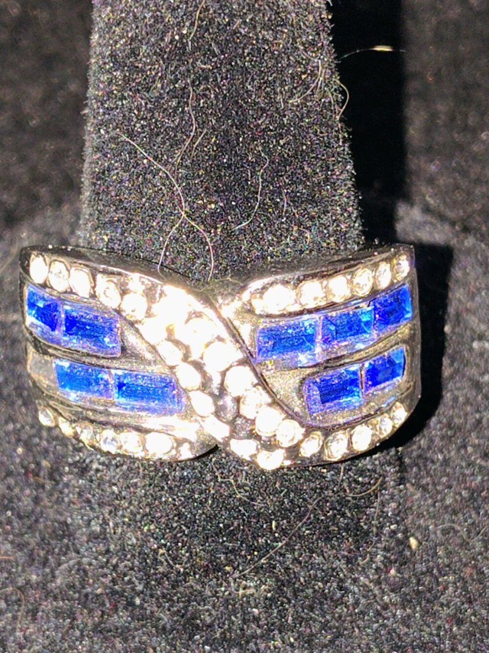 Bomb Party Size 8 Fashion Ring • Gold‑Tone Plated Crystal Statement Ring